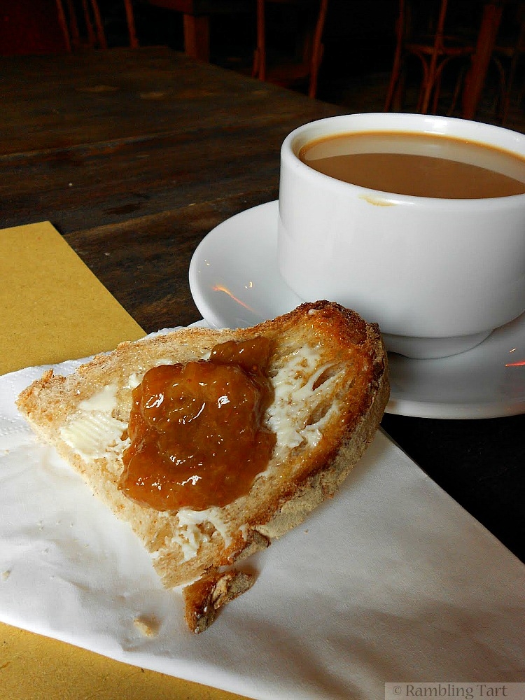 toast with fig jam